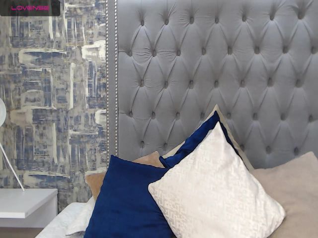 Live sex webcam photo for HannahValen #272896561