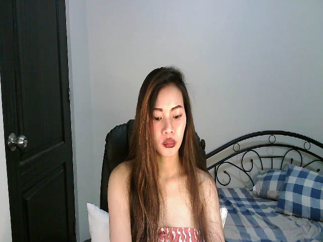 Live sex webcam photo for Hannapinay #273077413