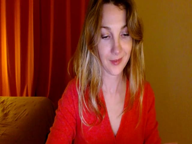 Live sex webcam photo for HappyAlise #271787528