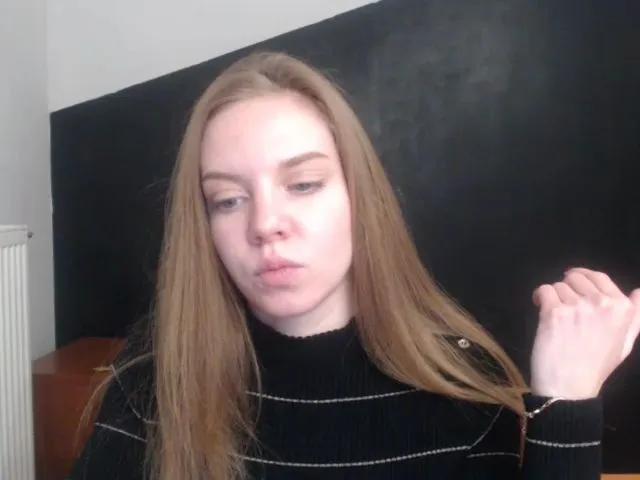 Live sex webcam photo for HappySecret_ #271913609