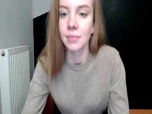 Live sex webcam photo for HappySecret_ #271970246