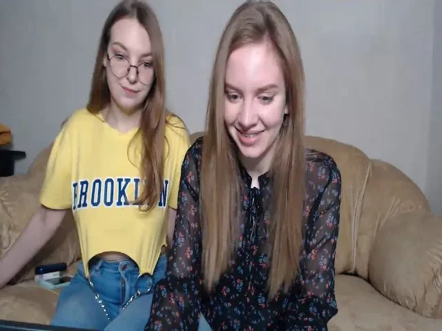 Live sex webcam photo for HappySecret_ #272657205