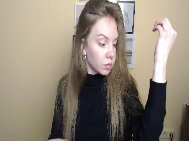 Live sex webcam photo for HappySecret_ #273094396
