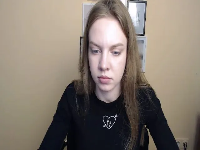 Live sex webcam photo for HappySecret_ #273181441