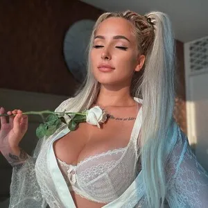 Live sex webcam photo for Happy_Yulia #290989229