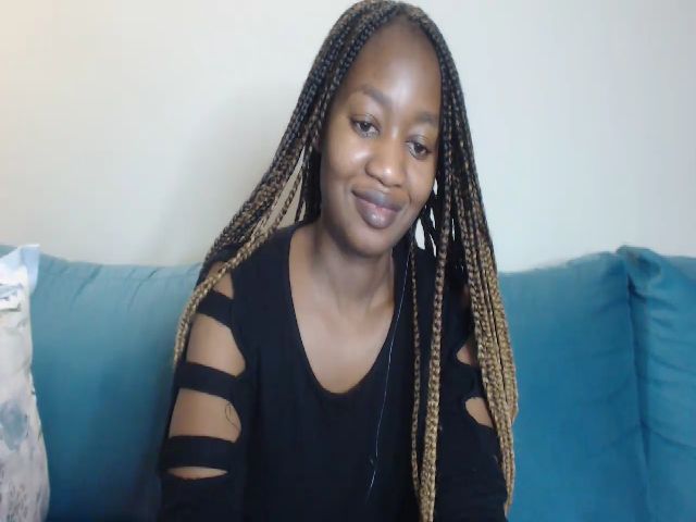 Live sex webcam photo for Hardnipples89 #272432640