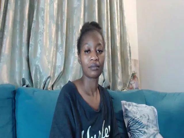 Live sex webcam photo for Hardnipples89 #273759936