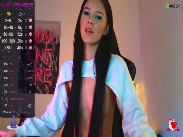 Live sex webcam photo for HarleyMoon #272244642
