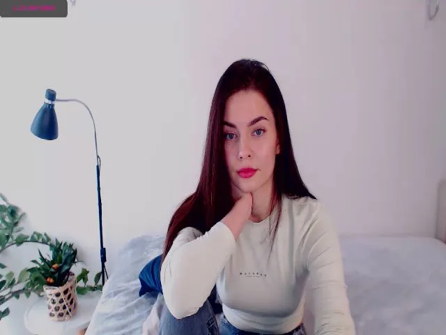Live sex webcam photo for HarleyQX #272734426