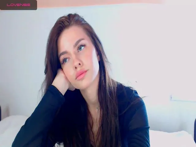 Live sex webcam photo for HarleyQX #273117638
