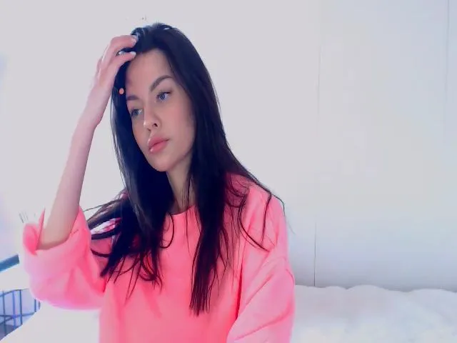 Live sex webcam photo for HarleyQX #273338524