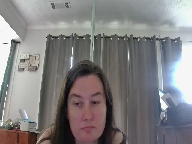 Live sex webcam photo for HarleyStar82 #273075144