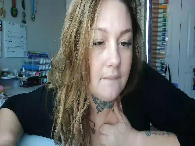 Live sex webcam photo for Harmony_White #274094684