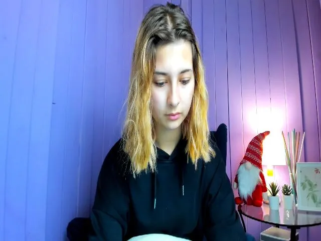 Live sex webcam photo for Harperallgood #272302100