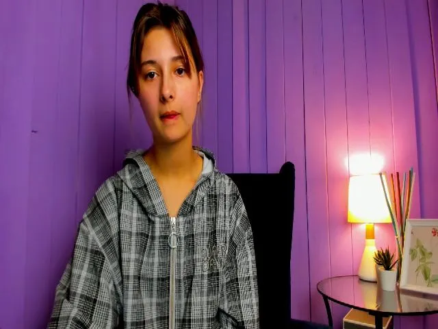 Live sex webcam photo for Harperallgood #272651248