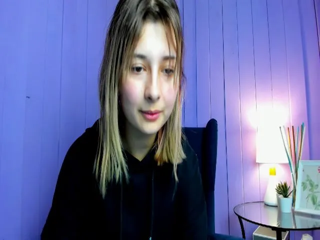 Live sex webcam photo for Harperallgood #272730173