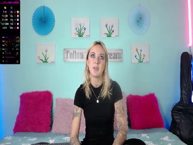 Live sex webcam photo for Hasley_ #273807298