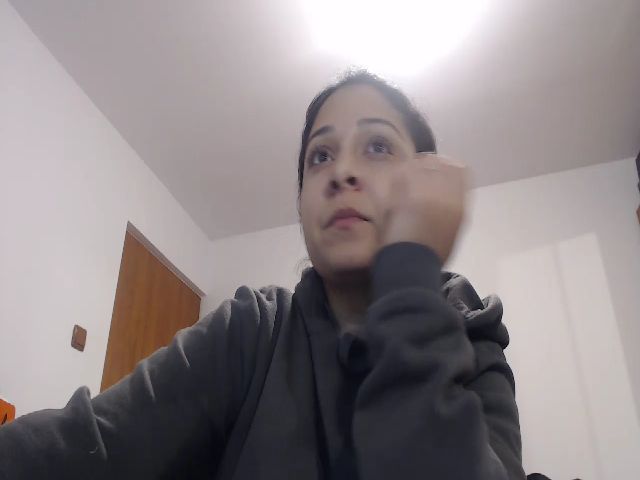 Live sex webcam photo for HateBrasxxx #271969920