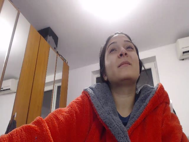 Live sex webcam photo for HateBrasxxx #271984381