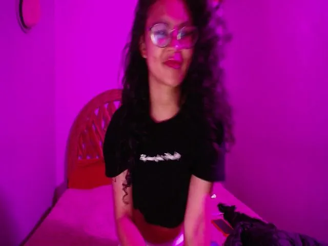 Live sex webcam photo for Hathorlove #287896477