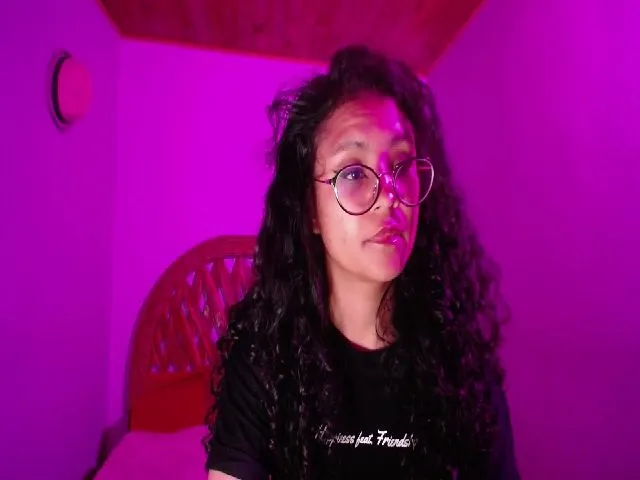 Live sex webcam photo for Hathorlove #287896478