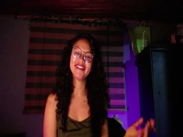 Live sex webcam photo for Hathorlove #287896486