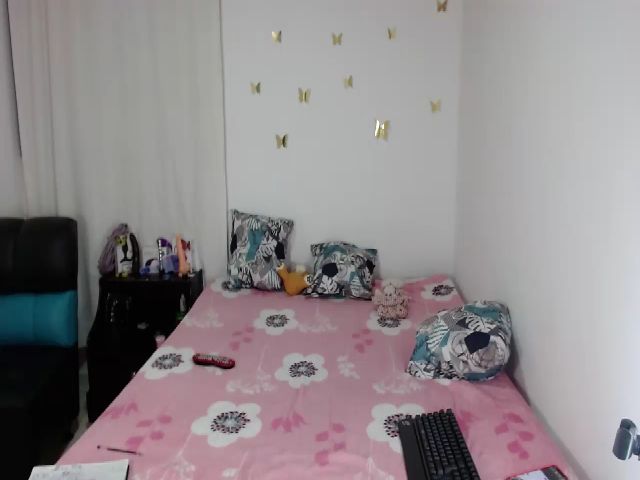 Live sex webcam photo for Hatria_Broom #273914591