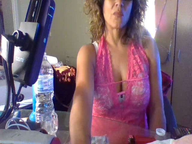 Live sex webcam photo for Havanaohlala #271879880