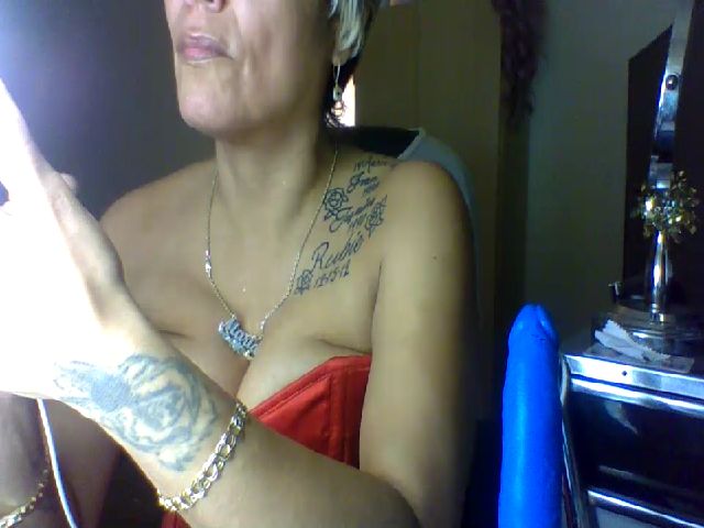 Live sex webcam photo for Havanaohlala #272487629