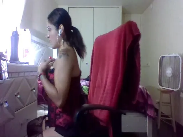 Live sex webcam photo for Havanaohlala #275212468