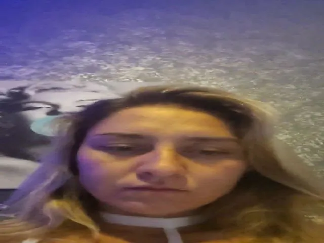 Live sex webcam photo for HawaiianPele #273763117