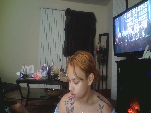 Live sex webcam photo for Hazelbaby3 #272986339