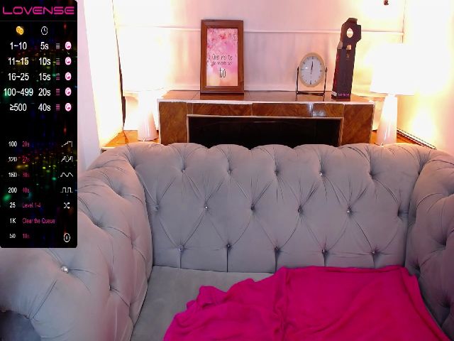 Live sex webcam photo for Hazzell_ #272111759