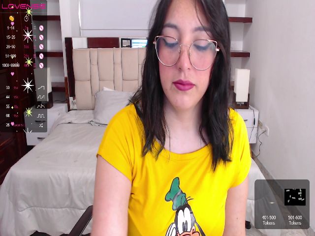 Live sex webcam photo for Hazzell_ #274165822