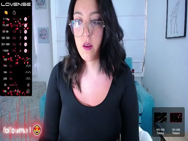 Live sex webcam photo for Hazzell_ #274618025