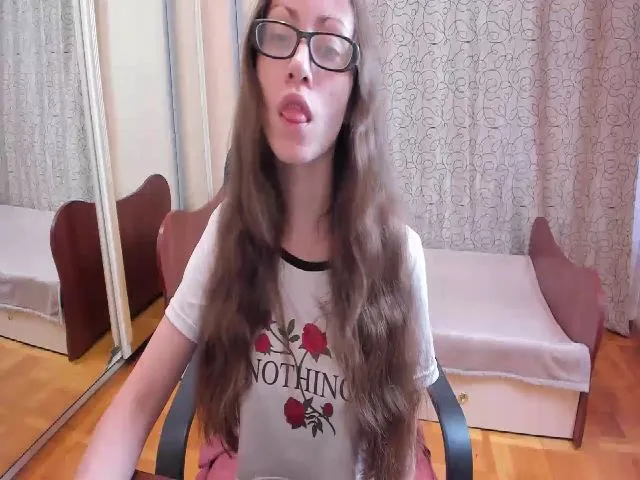 Live sex webcam photo for He_rouzz #272961552