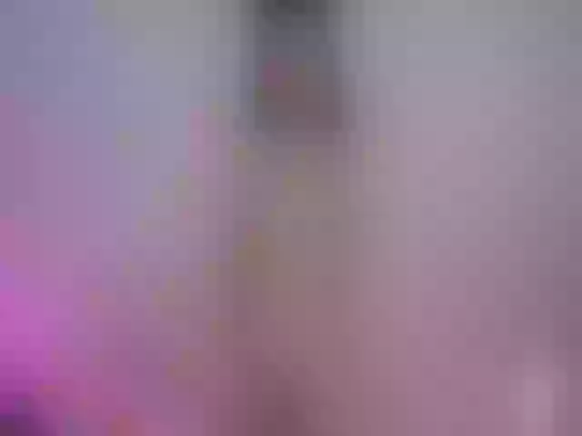 Live sex webcam photo for Heeykitty #273302300