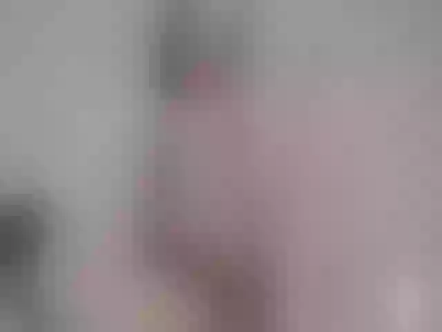 Live sex webcam photo for Heeykitty #273473349