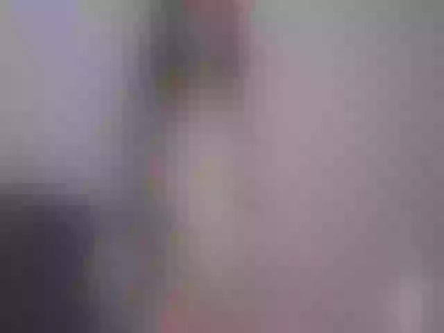 Live sex webcam photo for Heeykitty #273494732