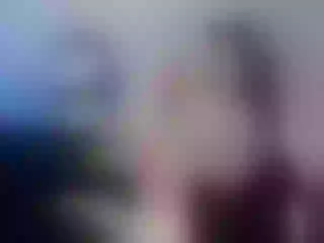 Live sex webcam photo for Heeykitty #273606274