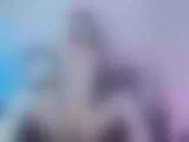 Live sex webcam photo for Heeykitty #273646054