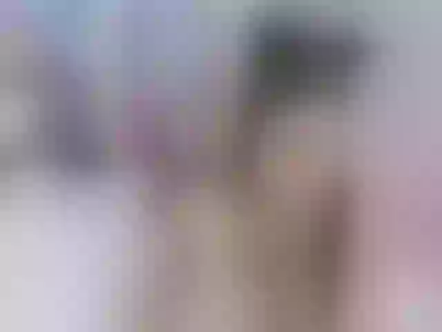Live sex webcam photo for Heeykitty #274003117