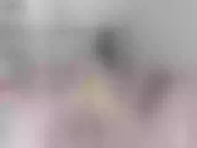 Live sex webcam photo for Heeykitty #274354021