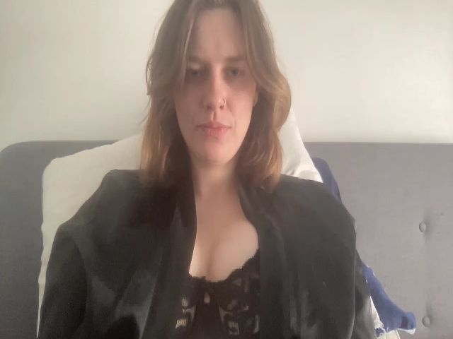 Live sex webcam photo for Heidi250xoxo #272853313