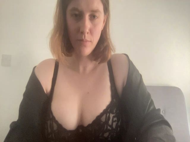 Live sex webcam photo for Heidi250xoxo #272853647