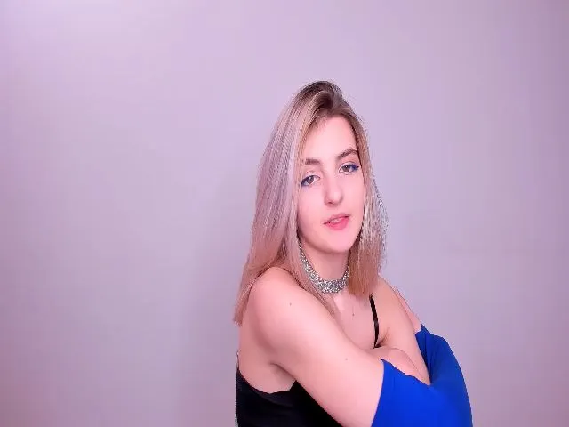 Live sex webcam photo for HelelGretta #273106168