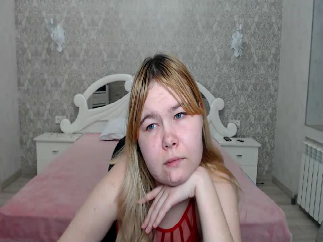 Live sex webcam photo for Helen_Swon #271808983