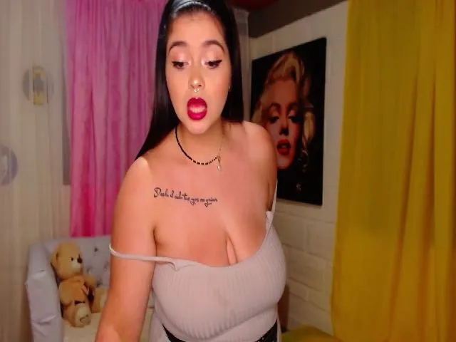 Live sex webcam photo for Helen_garret #272615465