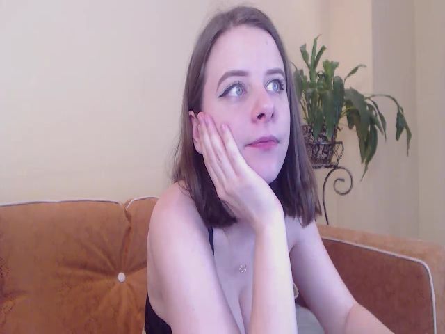 Live sex webcam photo for HelenaJey #273828855