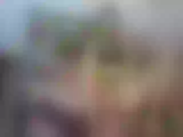 Live sex webcam photo for HelenaKis #271742626